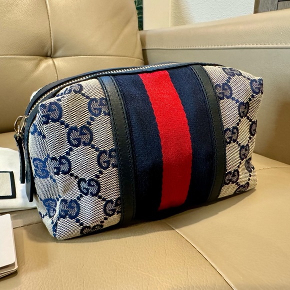 Sold x x GUCCI GG supreme canvas cosmetic pouch red and blue web - Picture 4 of 14